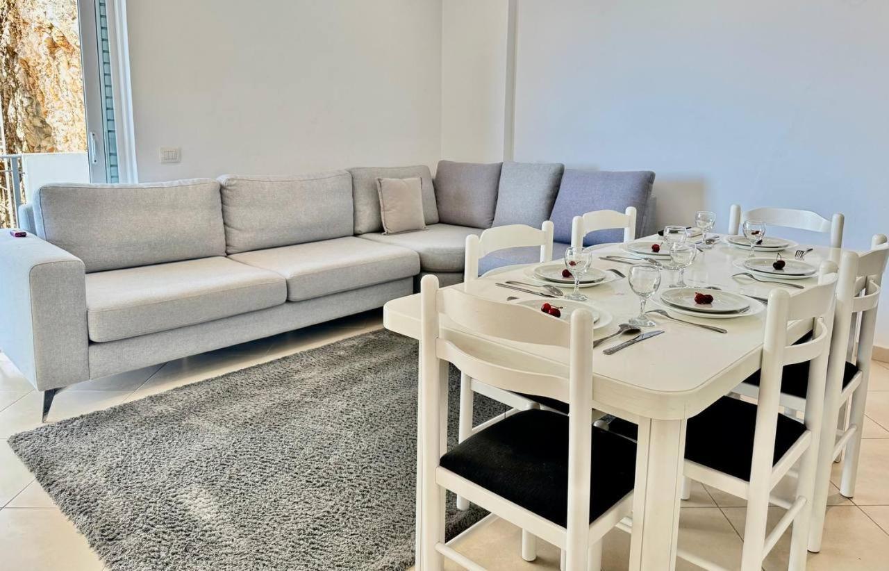 Sea And City View Apartment Sarandë Exteriér fotografie