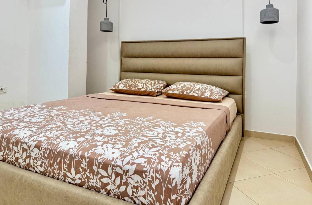 Sea And City View Apartment Sarandë Exteriér fotografie